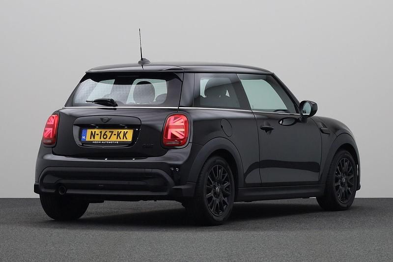 Occasion Mini Cooper Classic 2021 Zwart Hatchback