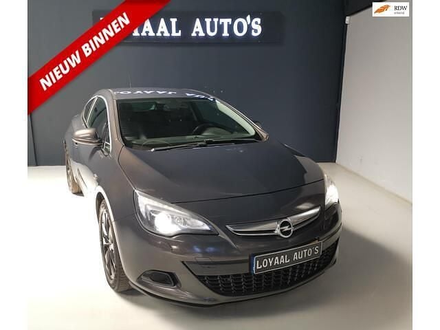Grijs Gebruikt 2012 Opel Astra GTC Sport Hatchback | € 7.999 (Eerlijke prijs) - Afbeelding 1/4