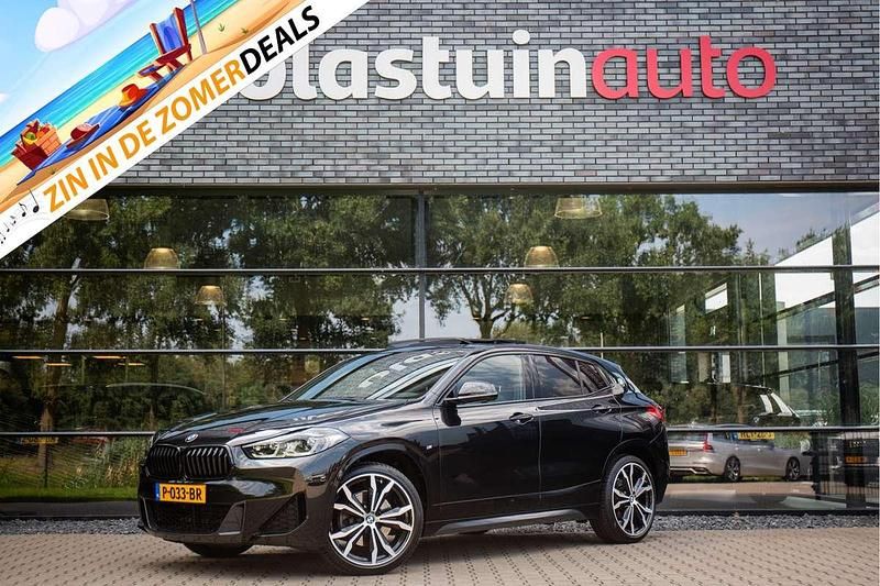 Zwart Gebruikt 2022 BMW X2 M Sport SUV | € 33.950 (Eerlijke prijs) - Afbeelding 1/4