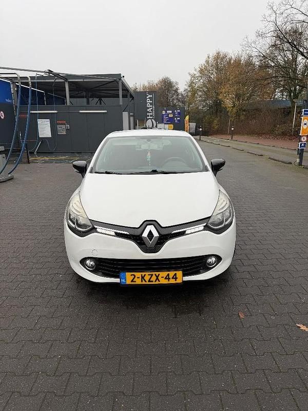 Gebruikt 2013 Renault Clio R.S. Hatchback | € 3.400 (Goede deal) - Afbeelding 1/4