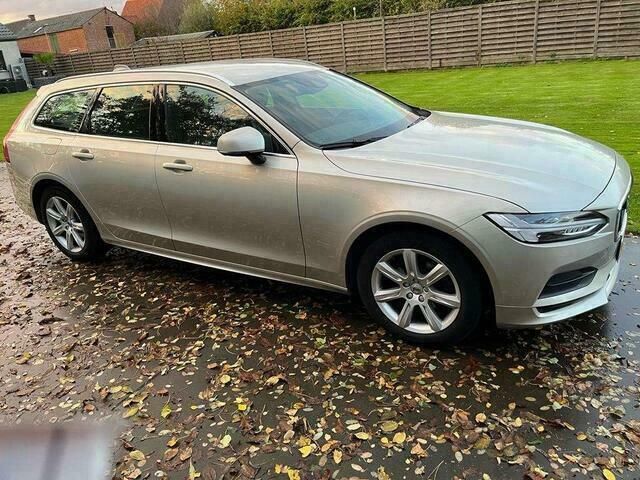 Occasion Volvo V90 150 PK (110 kW) 2018 Beige Stationwagen