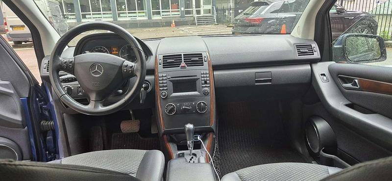 Occasion 2010 Mercedes A160 Sedan | € 5.000 (Eerlijke prijs) - Afbeelding 1/4