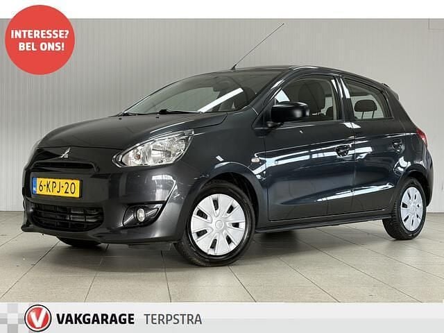 Grijs Gebruikt 2013 Mitsubishi Space Star Inform Hatchback | € 4.995 (Goede deal) - Afbeelding 1/4