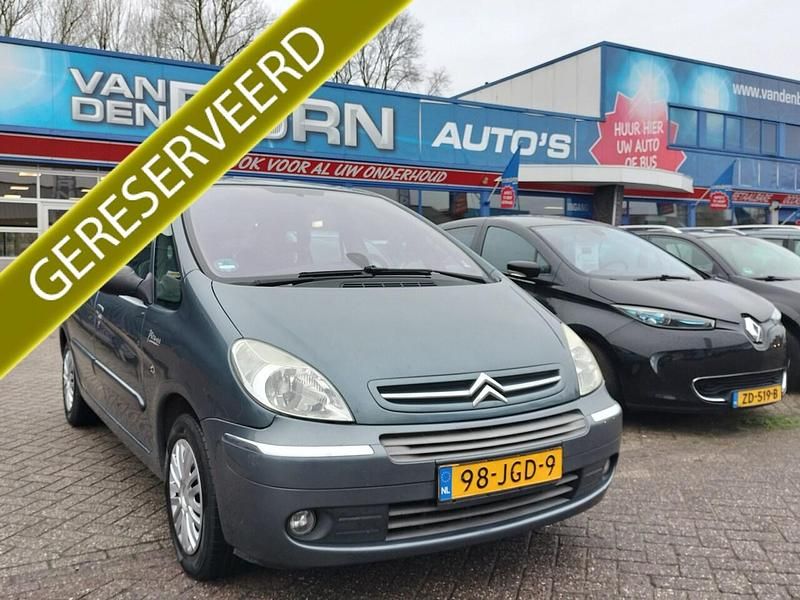 Grijs (metallic) Occasion 2009 Citroën Xsara Picasso MPV | € 999 (Goede deal) - Afbeelding 1/4
