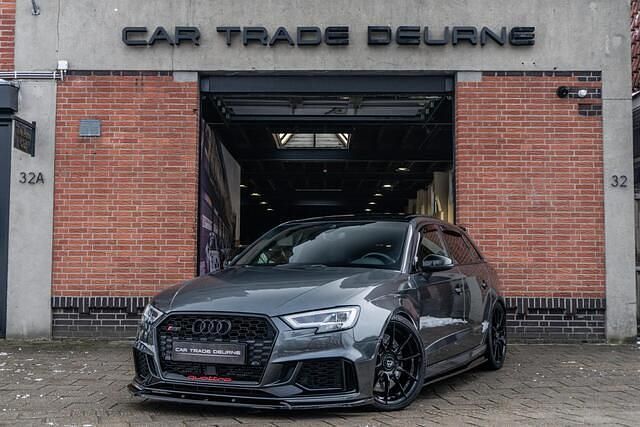 Grijs Occasion 2018 Audi RS3 S-Line Sedan | € 52.950 - Afbeelding 1/4