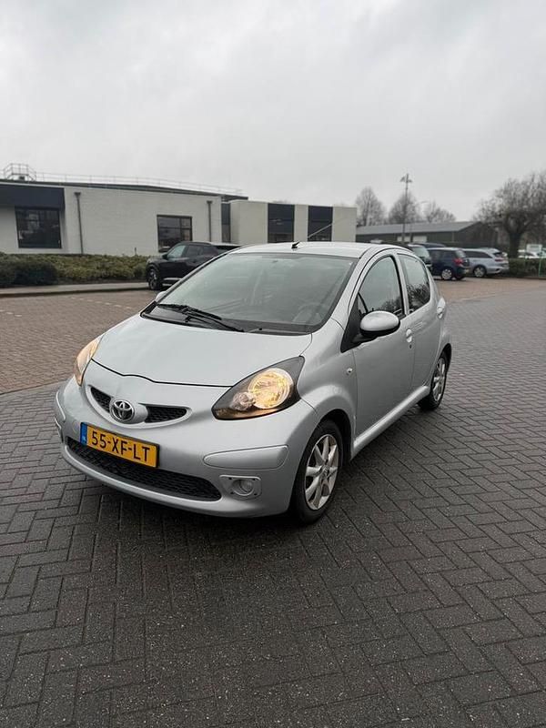 Occasion Toyota Aygo Play 68 PK (50 kW) 2007 Hatchback