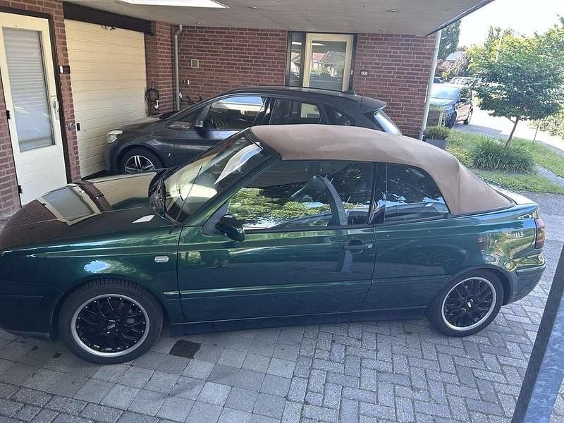 Groen Gebruikt 2000 VW Golf Cabriolet Trendline Cabriolet | € 3.250 (Eerlijke prijs) - Afbeelding 1/4