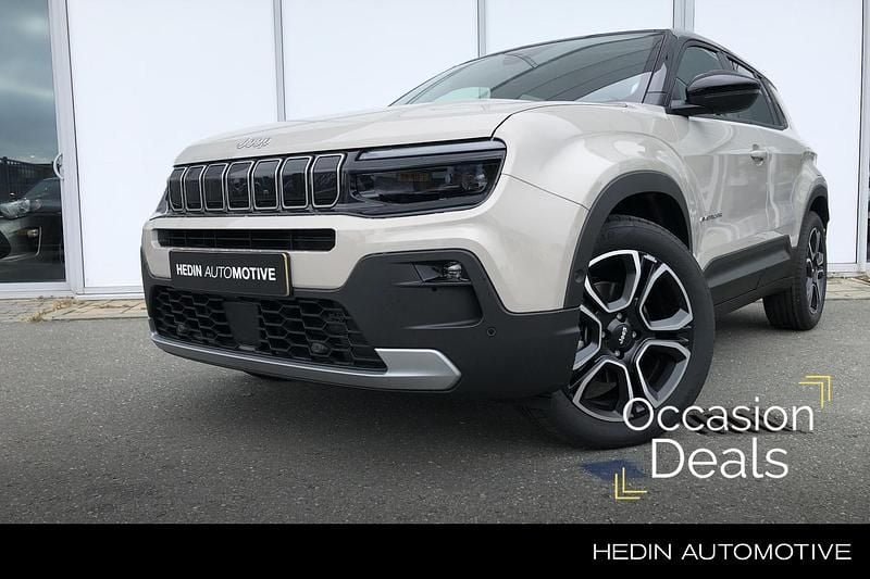 Grijs Occasion 2025 Jeep Avenger Summit SUV | € 34.945 (Eerlijke prijs) - Afbeelding 1/3