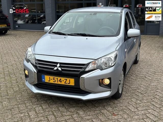 Grijs Gebruikt 2020 Mitsubishi Space Star Hatchback | € 8.499 (Eerlijke prijs) - Afbeelding 1/4