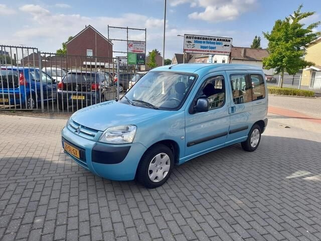Groen Gebruikt 2004 Citroën Berlingo MPV | € 1.895 (Eerlijke prijs) - Afbeelding 1/4