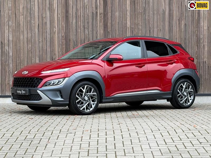 Rood Occasion 2021 Hyundai Kona SUV | € 18.900 (Goede deal) - Afbeelding 1/4