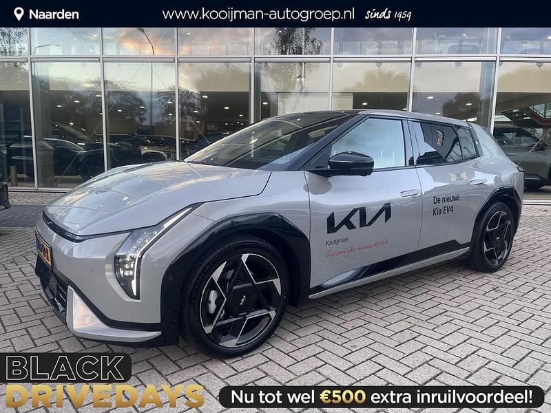 Grijs Gebruikt 2025 Kia EV4 Hatchback | € 49.595 (Goede deal) - Afbeelding 1/4