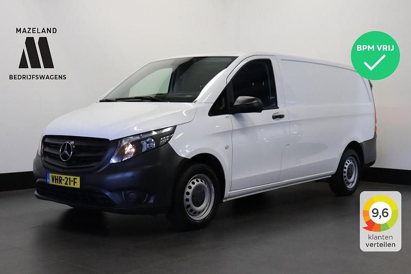 Wit Gebruikt 2021 Mercedes Vito MPV | € 17.499 - Afbeelding 1/3