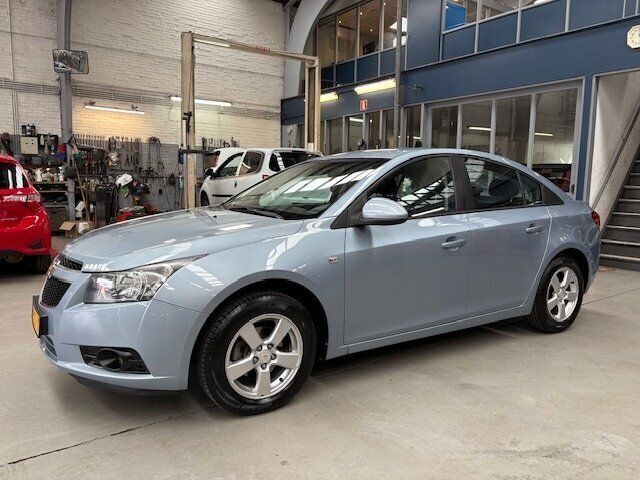 Blauw Gebruikt 2011 Chevrolet Cruze LS Sedan | € 4.650 (Eerlijke prijs) - Afbeelding 1/4