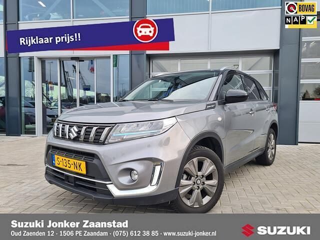 Grijs Gebruikt 2023 Suzuki Vitara SUV | € 26.450 (Eerlijke prijs) - Afbeelding 1/4
