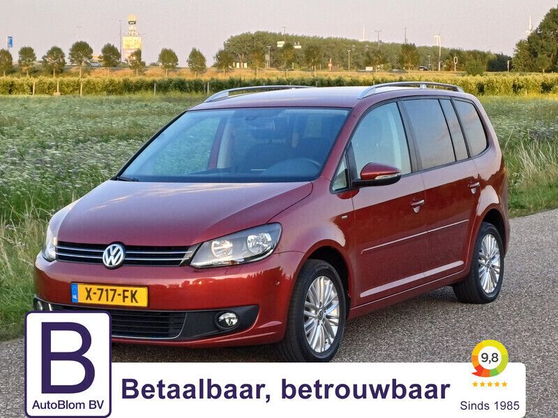 Rood Gebruikt 2015 VW Touran Comfortline MPV | € 16.290 (Eerlijke prijs) - Afbeelding 1/4