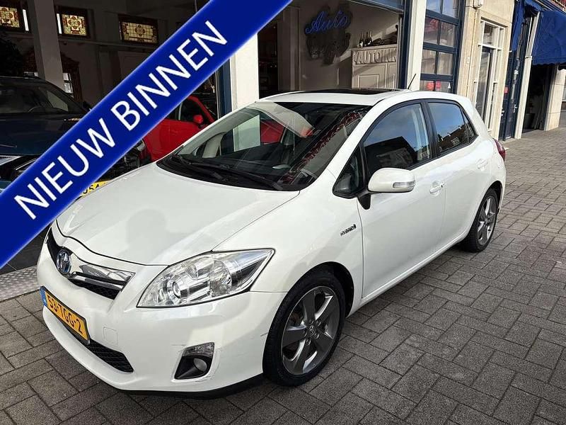 Wit Gebruikt 2012 Toyota Auris Hybrid Business Edition Hatchback | € 6.599 (Eerlijke prijs) - Afbeelding 1/4