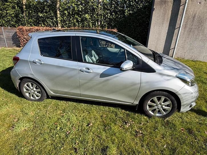 Occasion Toyota Yaris 99 PK (72 kW) 2012 Hatchback