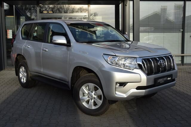 Grijs Occasion 2023 Toyota Land Cruiser SUV | € 59.995 (Super prijs) - Afbeelding 1/4