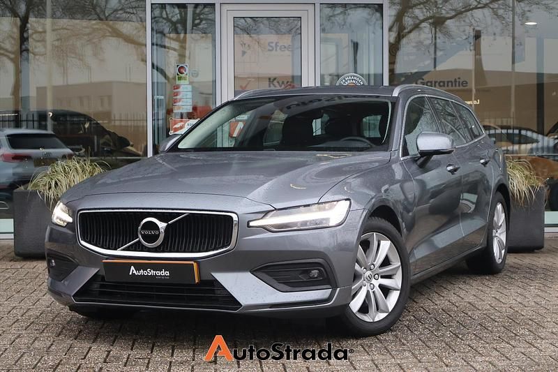 Grijs Occasion 2021 Volvo V60 Business Edition Stationwagen | € 22.400 (Super prijs) - Afbeelding 1/4