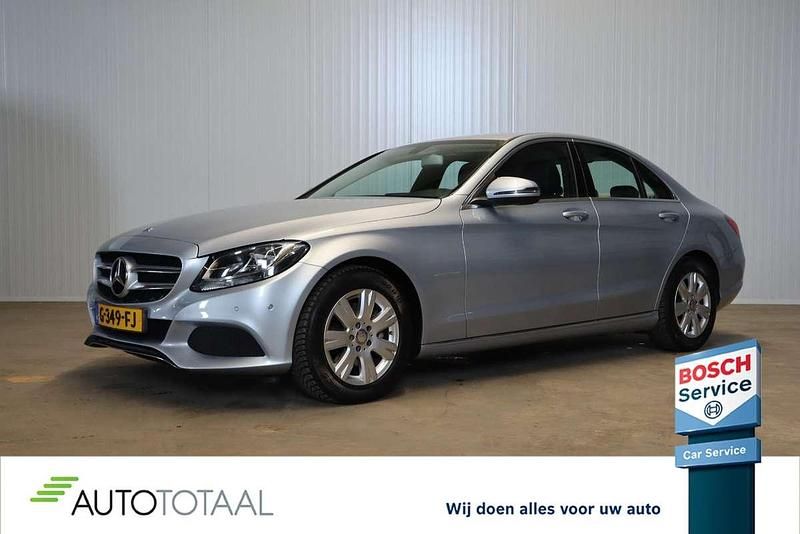 Grijs Gebruikt 2017 Mercedes C200 Business Sedan | € 20.400 (Super prijs) - Afbeelding 1/3