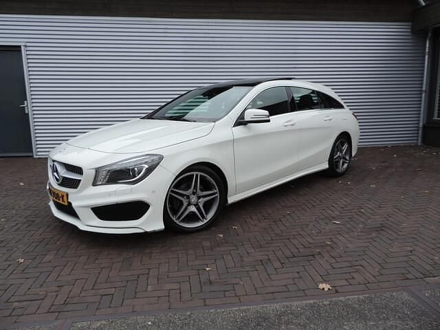Wit Gebruikt 2016 Mercedes CLA180 Shooting Brake Ambition Stationwagen | € 14.985 (Goede deal) - Afbeelding 1/4