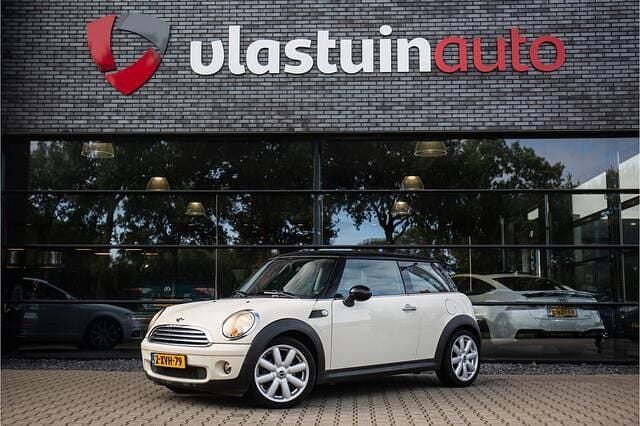 Wit Gebruikt 2007 Mini Cooper Hatchback | € 1.950 (Super prijs) - Afbeelding 1/4