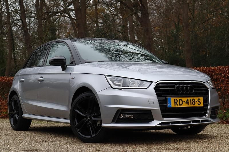 Occasion Audi A1 Sportback S-Line 97 PK (71 kW) 2018 Grijs (metallic) Hatchback