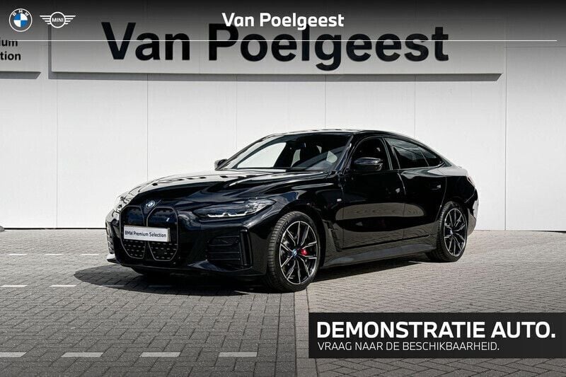 Saphirschwarz Gebruikt 2025 BMW i4 M Sport Sedan | € 68.900 - Afbeelding 1/4