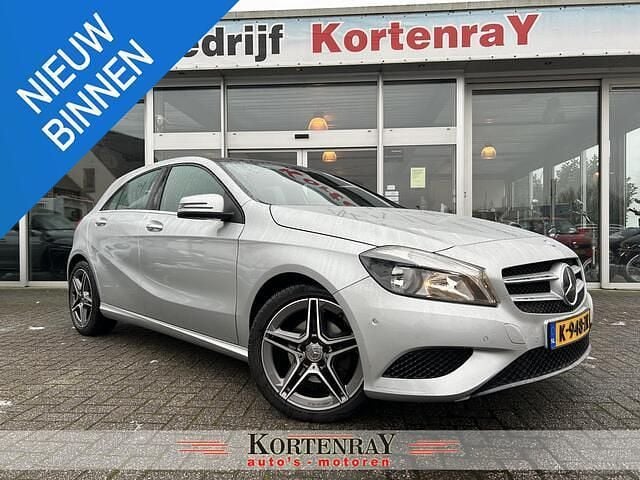 Grijs Occasion 2013 Mercedes A180 Ambition Hatchback | € 13.750 (Eerlijke prijs) - Afbeelding 1/4