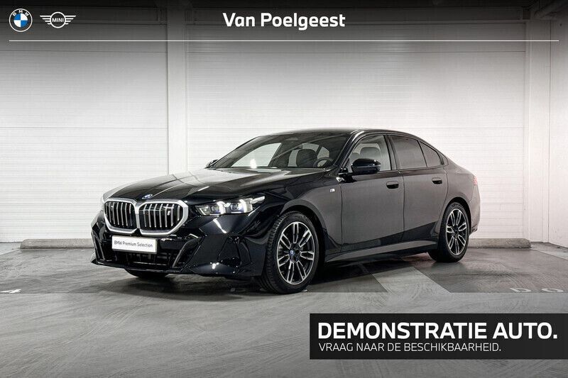 Zwart Gebruikt 2025 BMW i5 Comfort Edition Sedan | € 87.631 - Afbeelding 1/4
