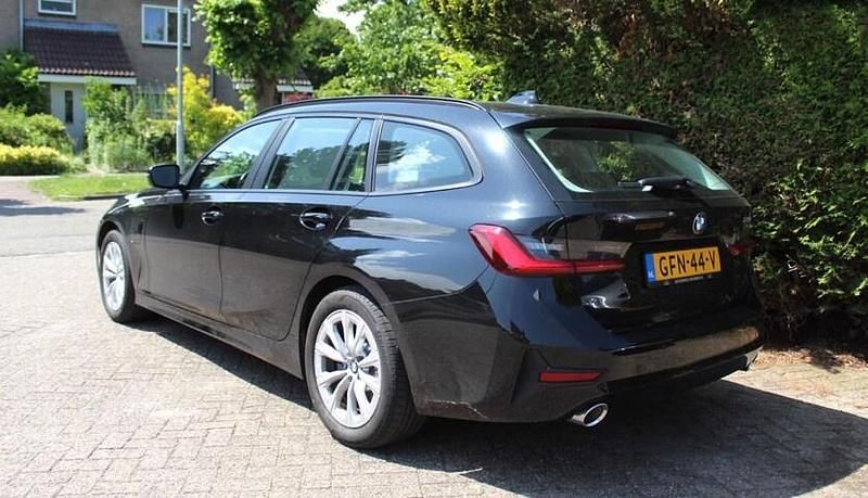 Occasion BMW 330e Executive 2020 Zwart Stationwagen