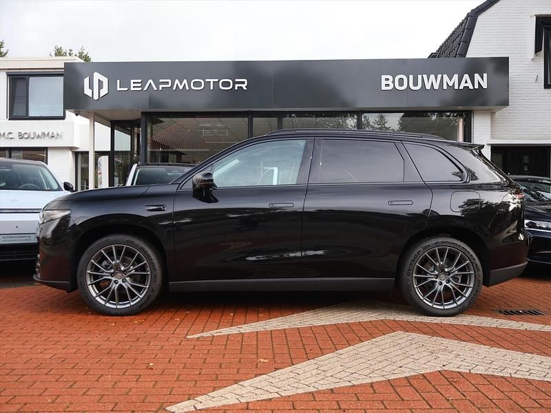 Nieuw Leapmotor C10 2025 Zwart SUV