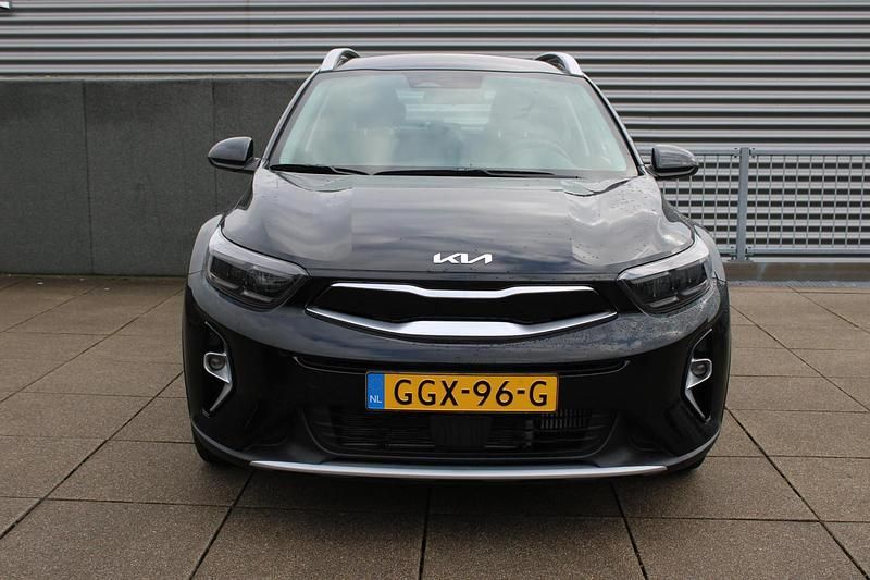 Occasion Kia Stonic 101 PK (74 kW) 2024 Zwart SUV