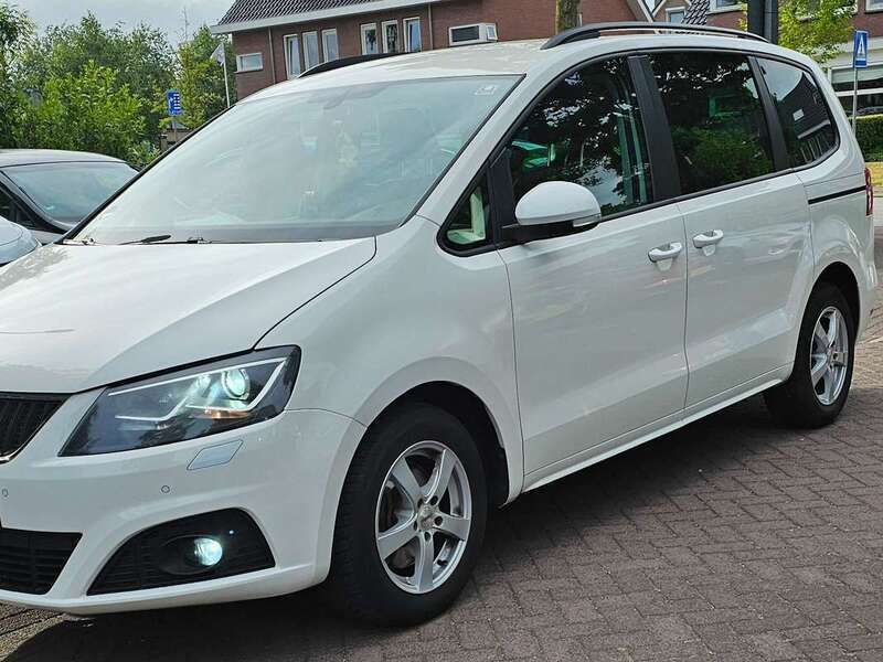 Gebruikt 2011 Seat Alhambra Style MPV | € 8.750 - Afbeelding 1/4