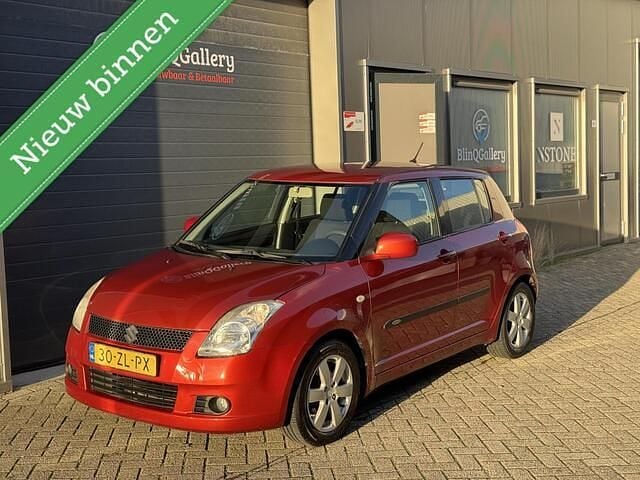 Oranje Gebruikt 2008 Suzuki Swift Hatchback | € 2.295 (Goede deal) - Afbeelding 1/4
