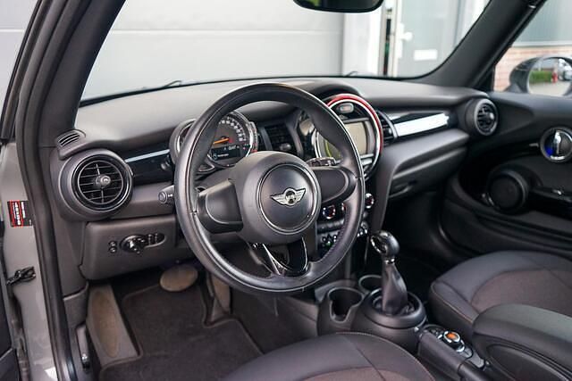 Occasion Mini Cooper Pepper 136 PK (100 kW) 2017 Grijs (metallic) Hatchback