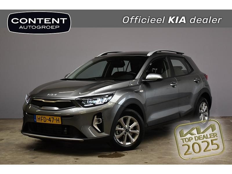 Grijs Gebruikt 2025 Kia Stonic SUV | € 25.440 (Iets duurder) - Afbeelding 1/4