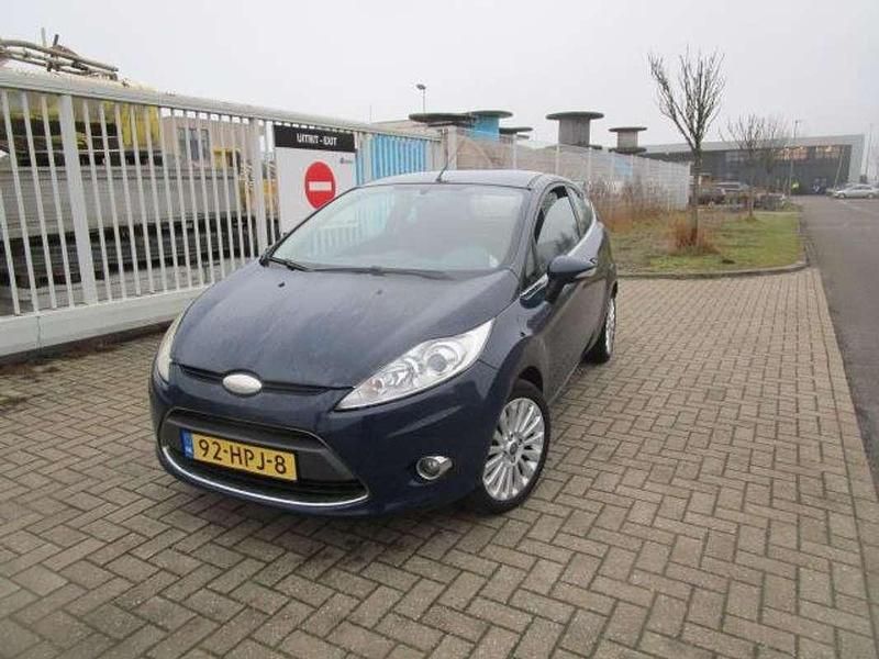 Blauw Occasion 2009 Ford Fiesta Titanium Hatchback | € 850 (Super prijs) - Afbeelding 1/4