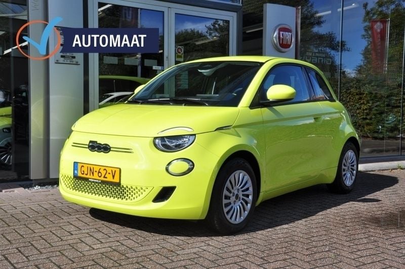Groen Nieuw 2024 Fiat 500e Action Hatchback | € 21.750 (Eerlijke prijs) - Afbeelding 1/4