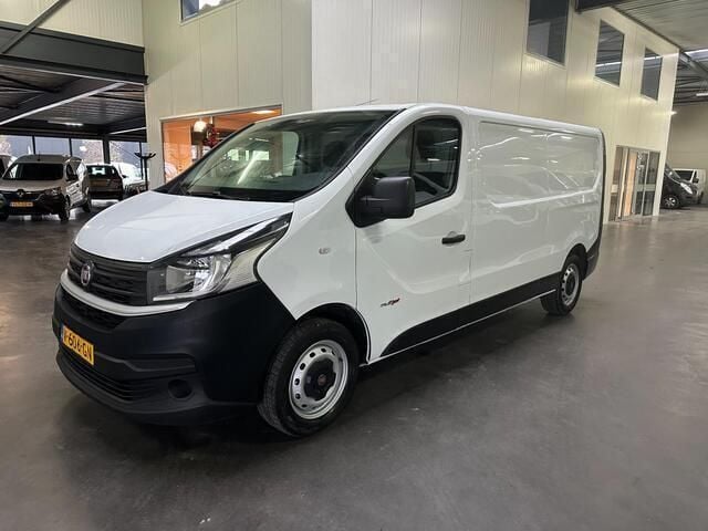 Wit Gebruikt 2017 Fiat Talento MPV | € 6.950 (Eerlijke prijs) - Afbeelding 1/4