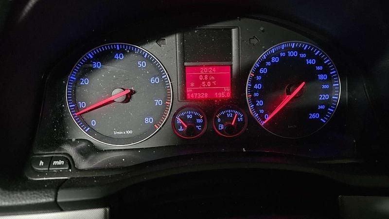 Occasion 2006 VW Jetta Comfortline Sedan | € 3.500 (Eerlijke prijs) - Afbeelding 1/4