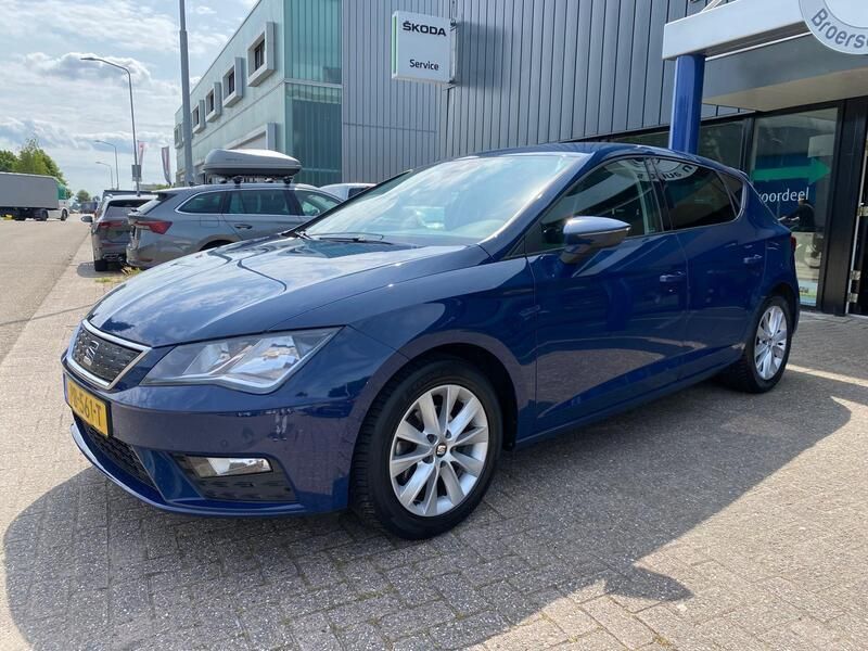 Occasion Seat Leon Business 116 PK (85 kW) 2017 Blauw Hatchback