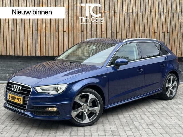 Blauw Gebruikt 2014 Audi A3 Sportback g-tron Ambition Sedan | € 11.950 (Eerlijke prijs) - Afbeelding 1/4