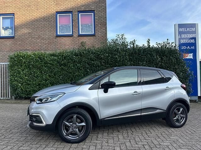 Grijs Occasion 2019 Renault Captur Intens SUV | € 13.999 (Super prijs) - Afbeelding 1/4