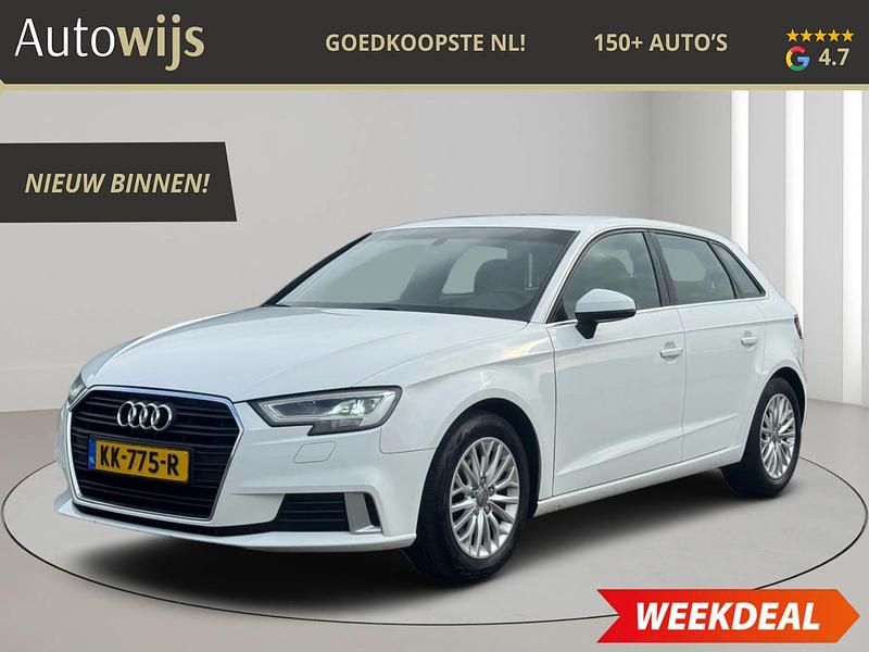 Wit Gebruikt 2016 Audi A3 Sport Hatchback | € 11.895 (Eerlijke prijs) - Afbeelding 1/4