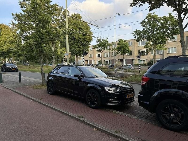 Zwart Gebruikt 2013 Audi A3 Proline Sedan | € 7.999 (Goede deal) - Afbeelding 1/4