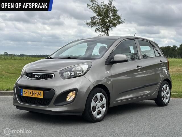 Grijs Gebruikt 2014 Kia Picanto FIFA World Cup Edition Hatchback | € 6.490 (Goede deal) - Afbeelding 1/4