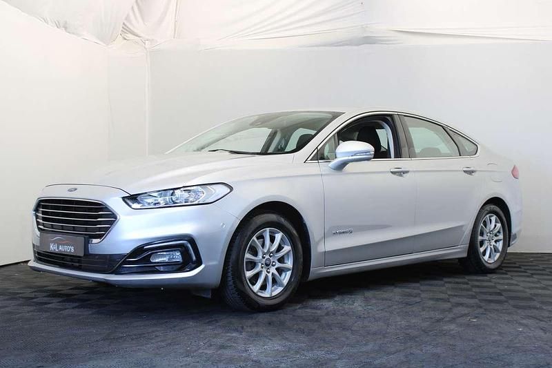 Grijs Gebruikt 2019 Ford Mondeo Titanium Sedan | € 16.999 (Goede deal) - Afbeelding 1/4