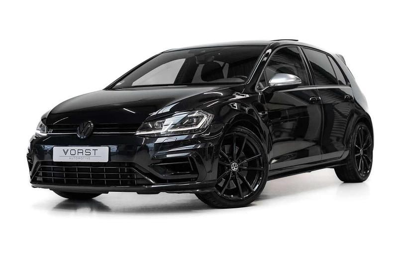 Zwart Occasion 2018 VW Golf VII R Hatchback | € 29.950 (Eerlijke prijs) - Afbeelding 1/4